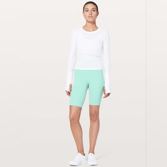 Lululemon On Pace Short *10" In  Washed Marsh Size 2 - Picture 8 of 14